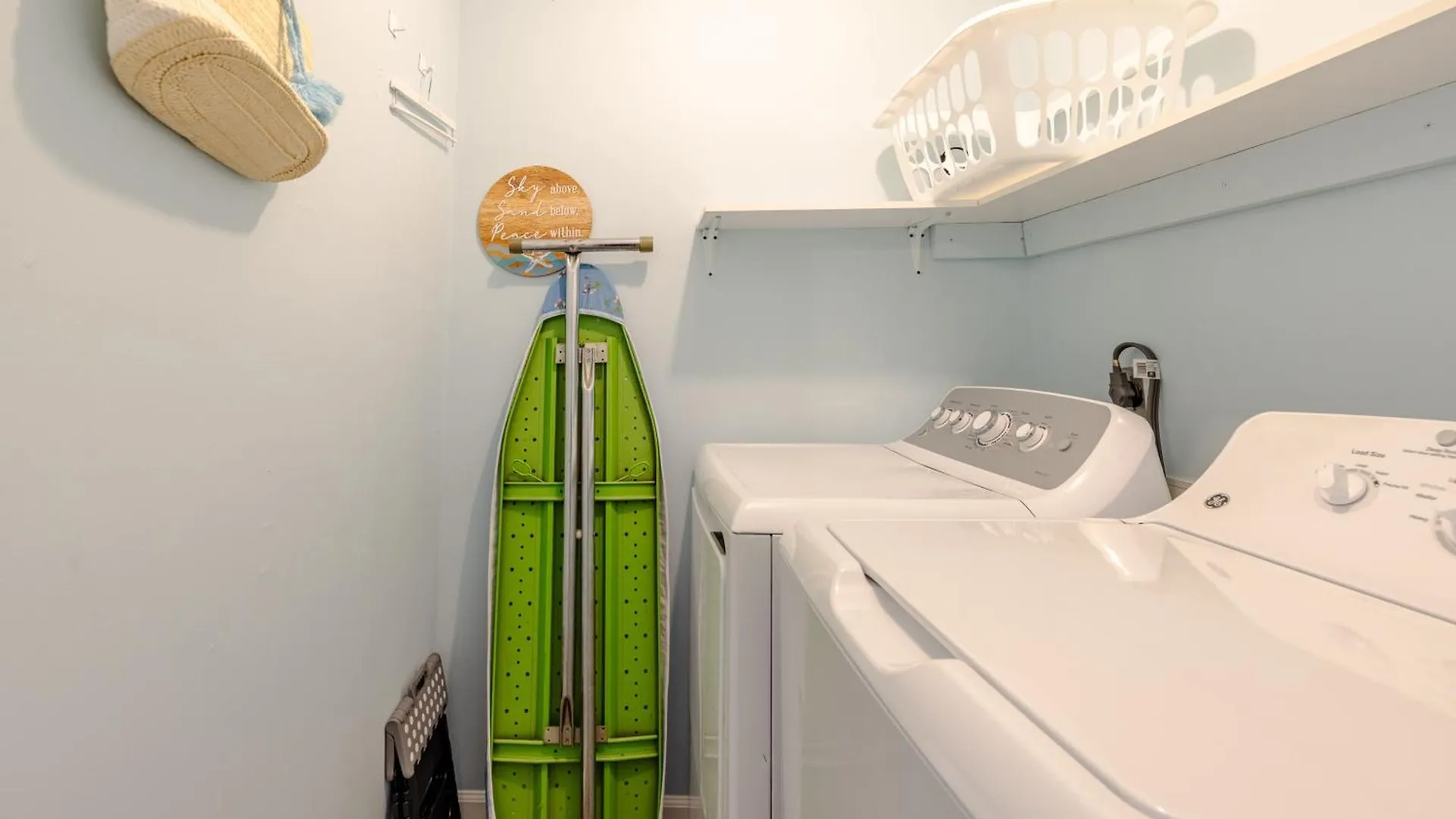 Seas The Day, Pet Friendly Walk To Beach! Панама-Сити